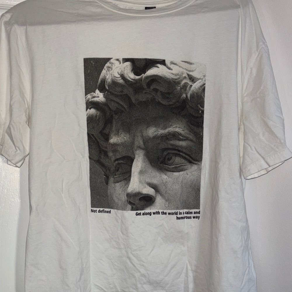 6/$28❗️ White T-Shirt